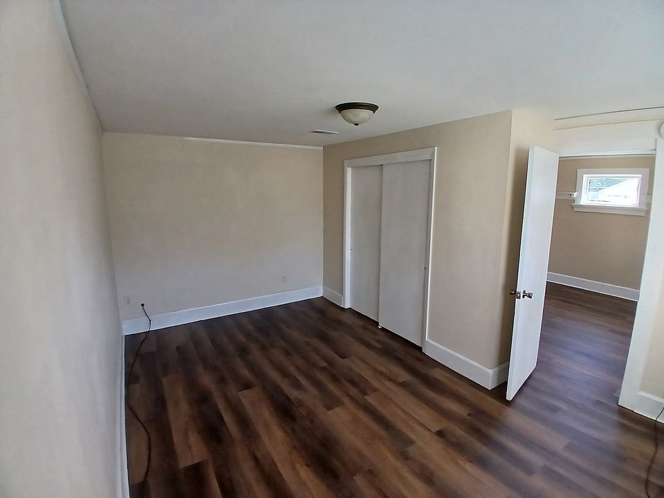 1st image of 1724 S 88th St #3
