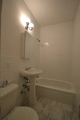 Rented by Bold New York | media 27