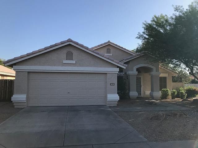 1st image of 1633 W Sparrow Dr