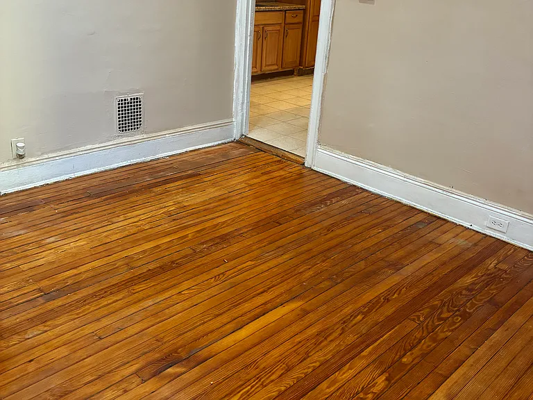 314 Pearsall Ave #1 — Photo 6