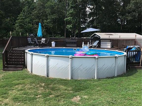 5th image of 24010 Bancroft Dr