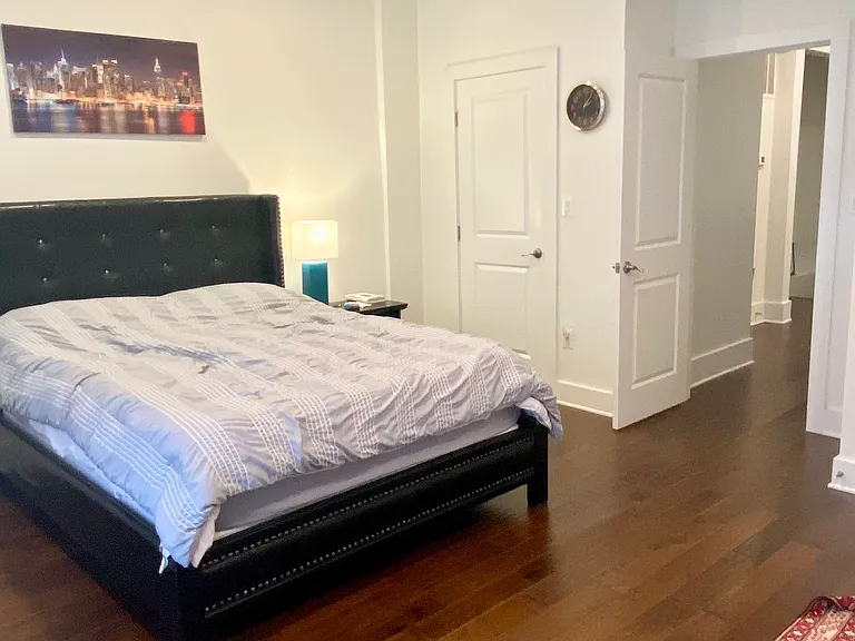 18 T St NE #1 — Photo 10