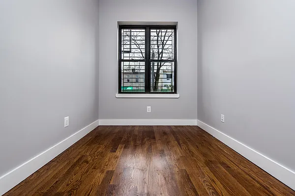 Rented by Nooklyn NYC LLC | media 6