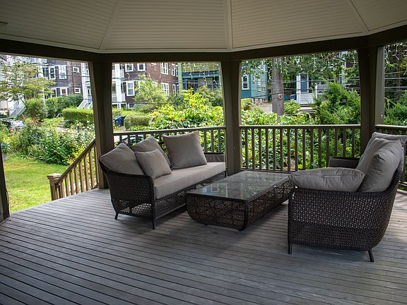 Front deck