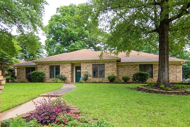 1st image of 1509 Northwood Ct