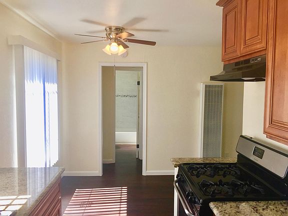 5th image of 4269 Estrella Ave APT 5