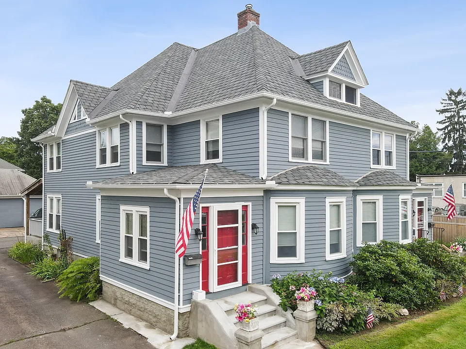 15 Summit St