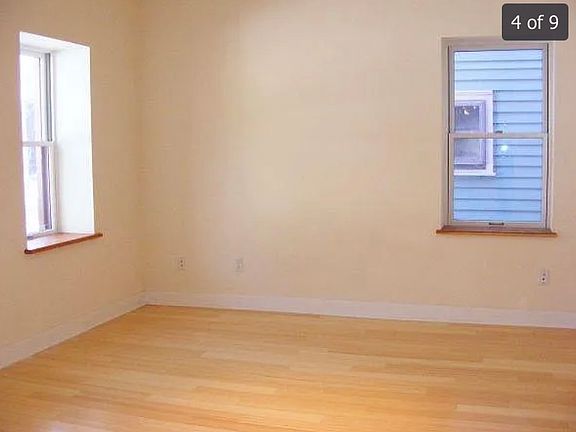 5th image of 462 Main St APT 2