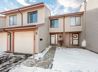 764 Colorado Ct, Carol Stream, IL