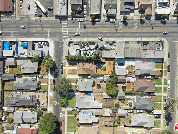 2nd image of 5749 Brynhurst Ave