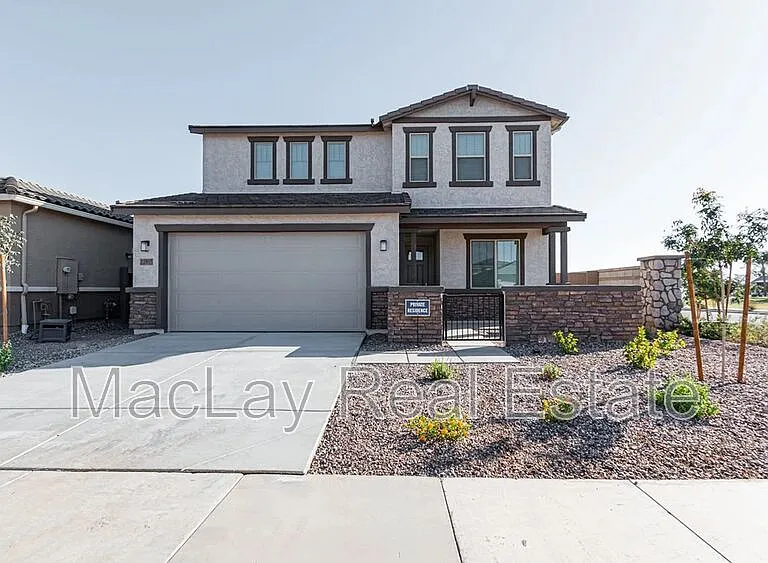 22815 E Watford Dr — Photo 1