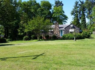 537 Pennsylvania Ave, Greer, SC 29650