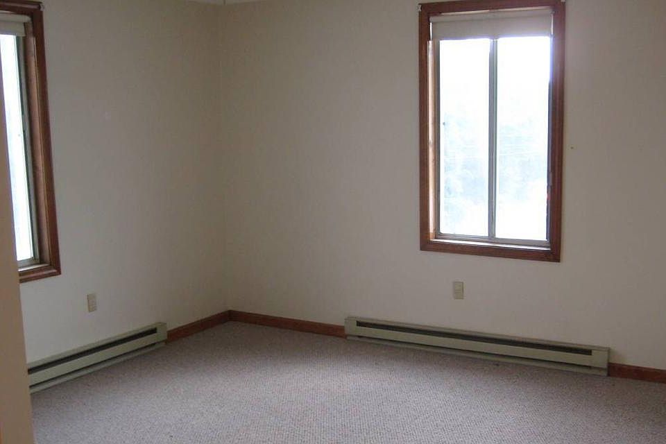 2nd image of 1 N Main St #2