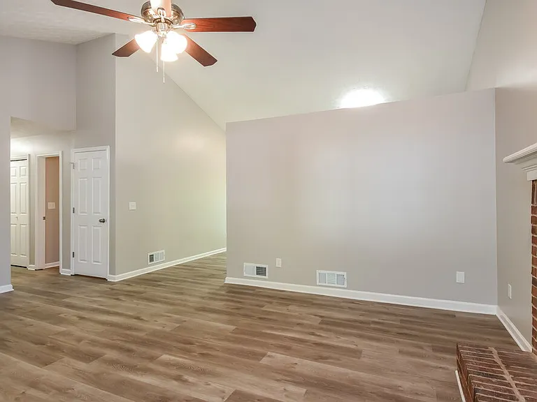 580 Toonigh Rd — Photo 6