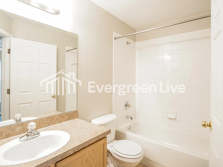 7615 Devonbridge Garden Way — Photo 8