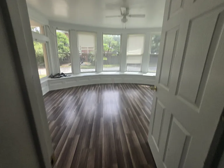528 E Main St #1 — Photo 11