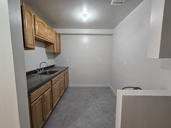 625 Coster St APT 1