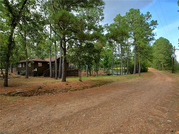 5th image of 104 Broken Bow