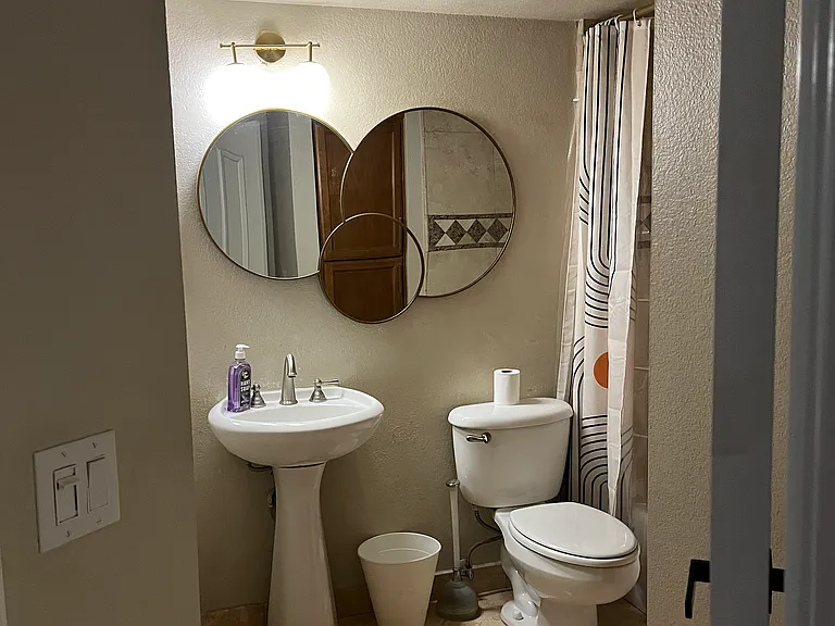 3235 E Camelback Rd — Photo 13