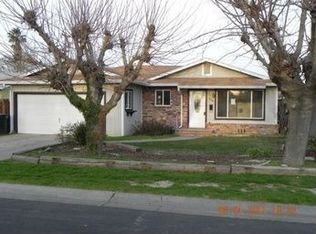 1268 Amy Dr, Newman, CA 95360
