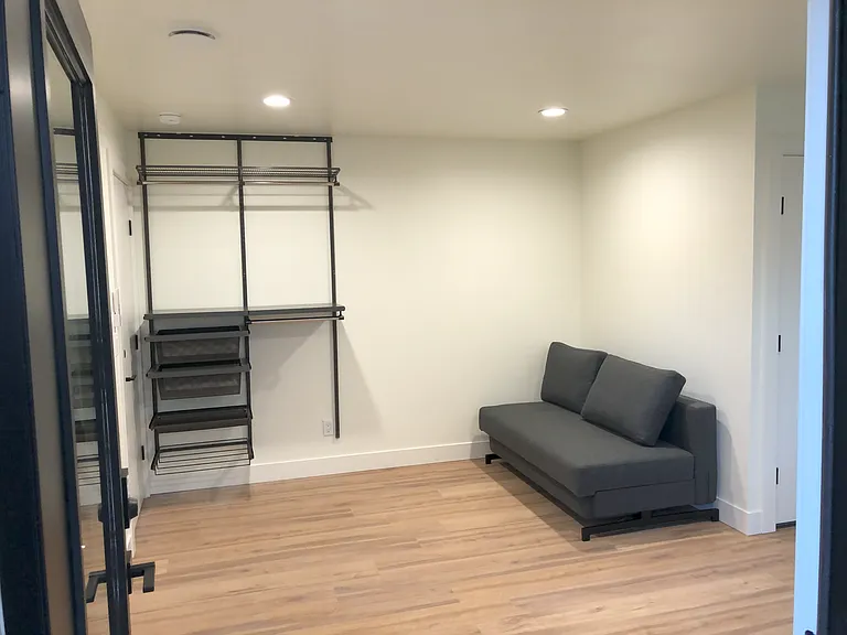 219 Rosemary Ln #B — Photo 5