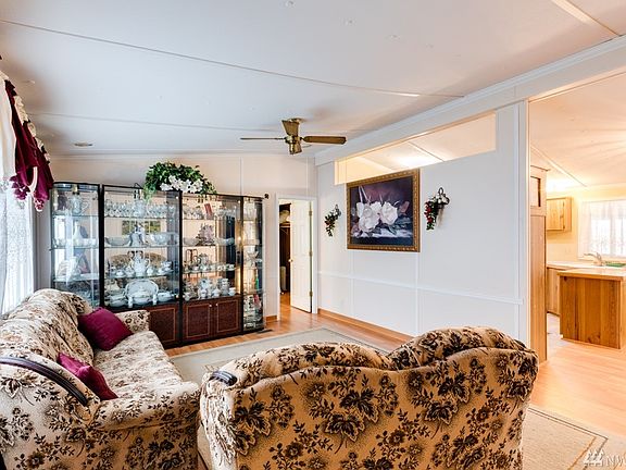 5th image of 15232 SE 272nd St Unit 16