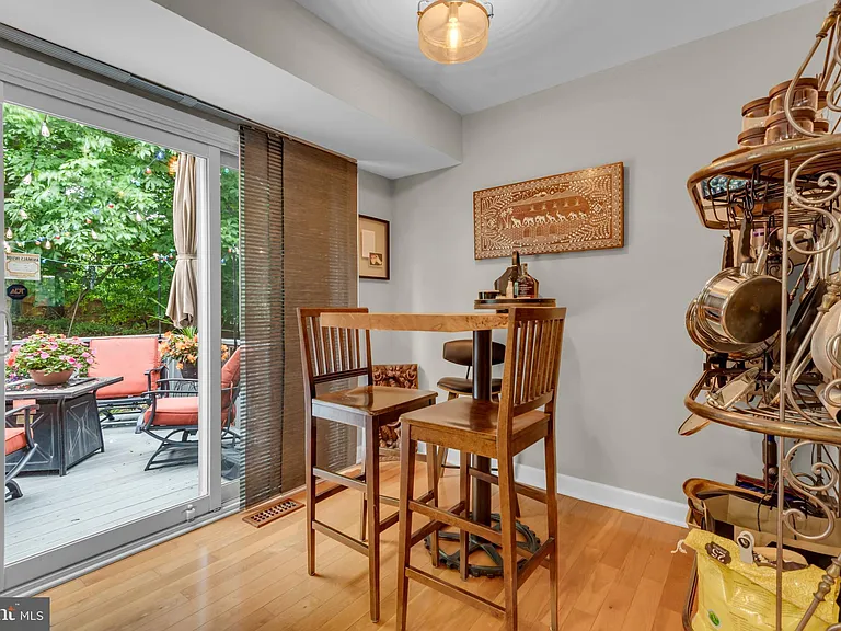 103 Quiet Waters Pl — Photo 18