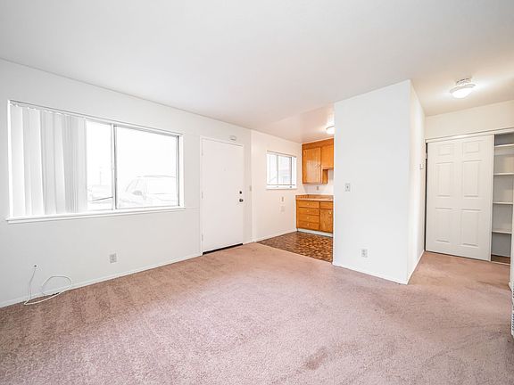 2nd image of 1520 Castro St APT 5