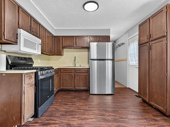 5th image of 134 Schiele Rd
