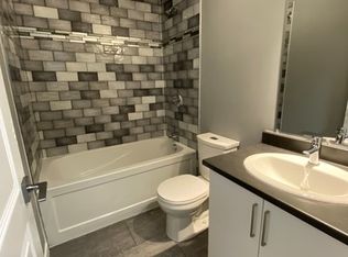 84 Fennell Cres #4, Cornwall, ON K6J4V4