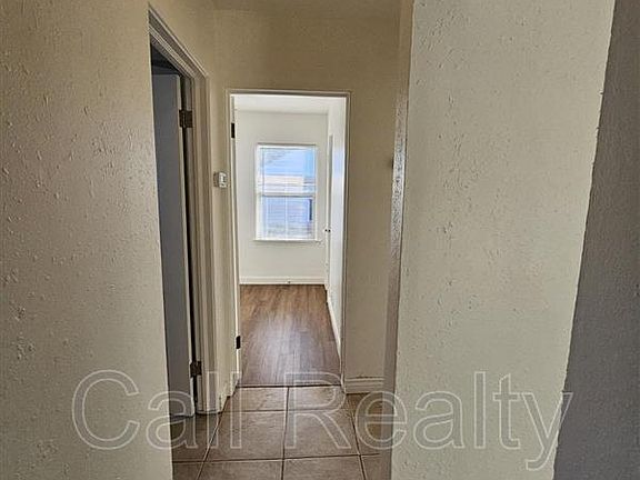 4th image of 1603 E Lacrosse Ave