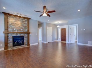 8496 E Wolf Creek Rd, Wasilla, AK 99654