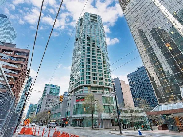 1111 W Pender St #3803, Vancouver, BC V6E 2P4