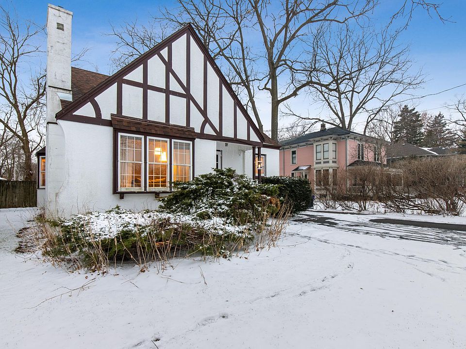 1st image of 317 W Park Ave