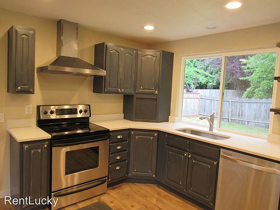 4th image of 4405 138th Pl SW