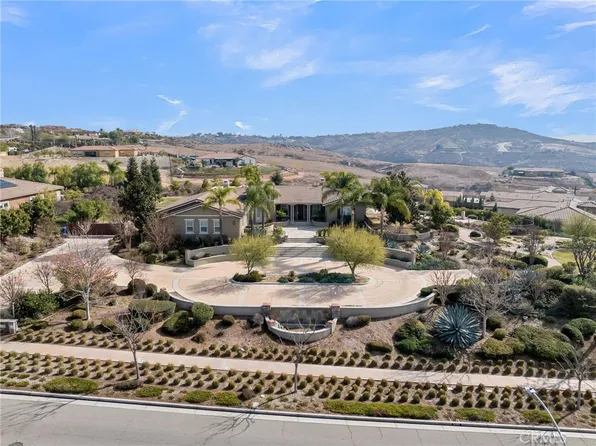 7632 Kingdom Dr, Riverside, CA 92506