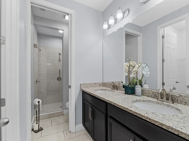 206 Aberdeen St — Photo 23