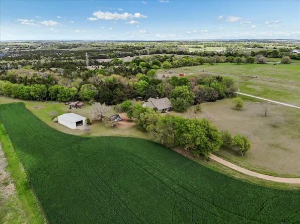 127 Wildflower Dr, Sherman, TX 75090
