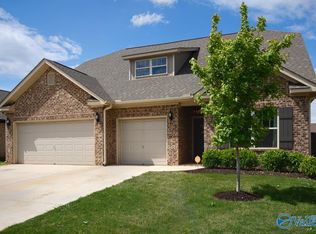 137 Sublett Dr, Hazel Green, AL 35750