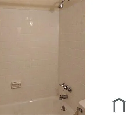 1720 Wright St #10 — Photo 10