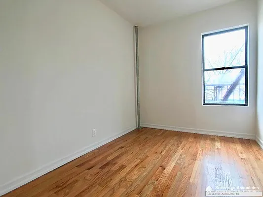 Rented by Sovereign Associates | media 22