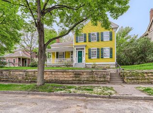 38 Irvine Park, Saint Paul, MN 55102