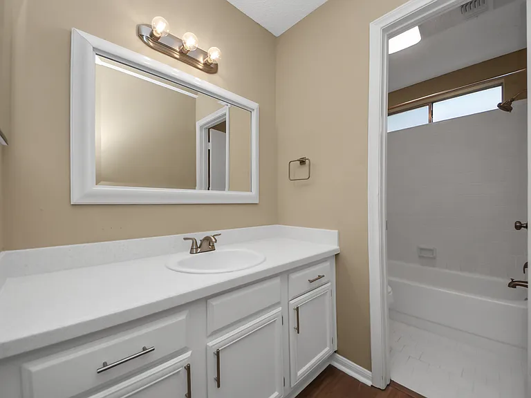 15 Brentwood Oaks Ct — Photo 21