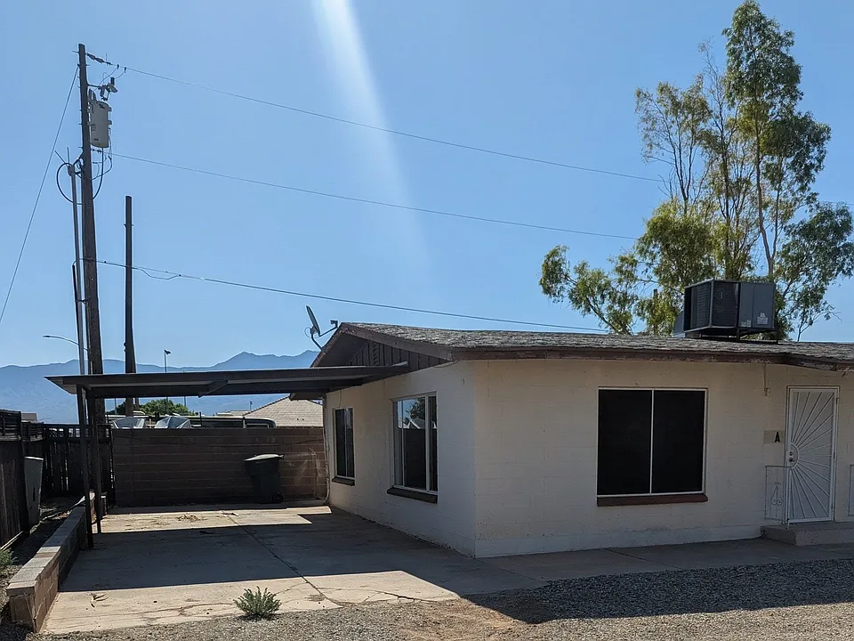 290 E Mesquite Blvd #A