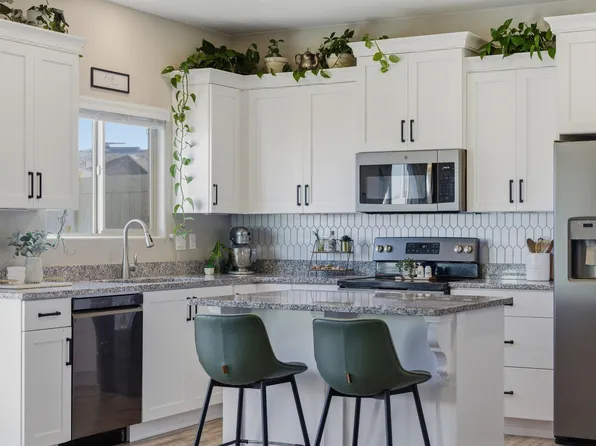 1001 W Curly Hollow Dr #80, Saint George, UT 84770