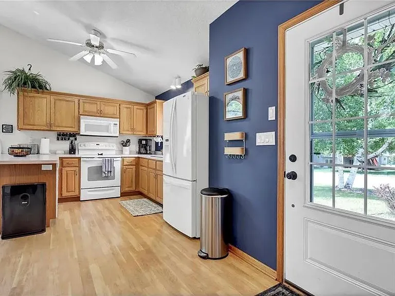 810 Allisons Mead — Photo 4