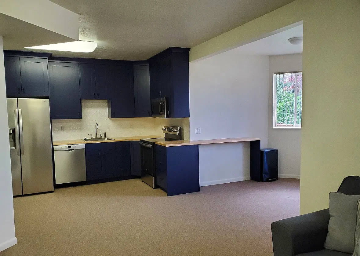 974 S Barton Ct — Photo 2