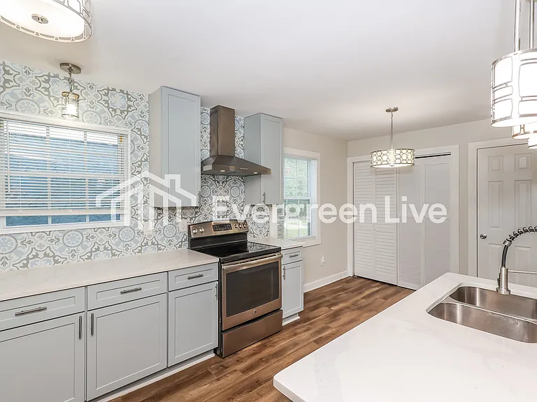 6955 Butner Rd — Photo 13