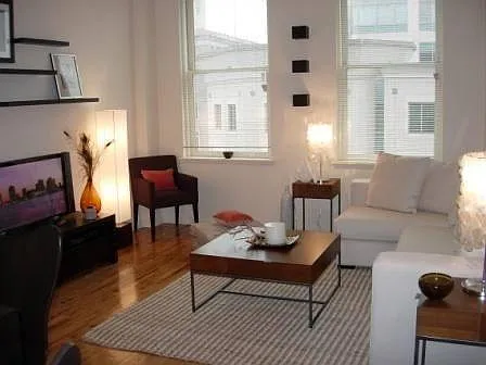 143 E State St — Photo 4