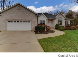 4008 Surry Place Ln, Springfield, IL 62711